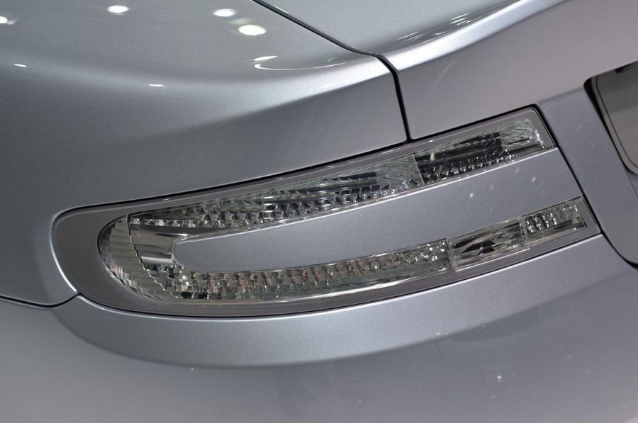 Детали экстерьера Aston Martin DB9 Centenary Edition 2013 года  (фото 3 из 12)